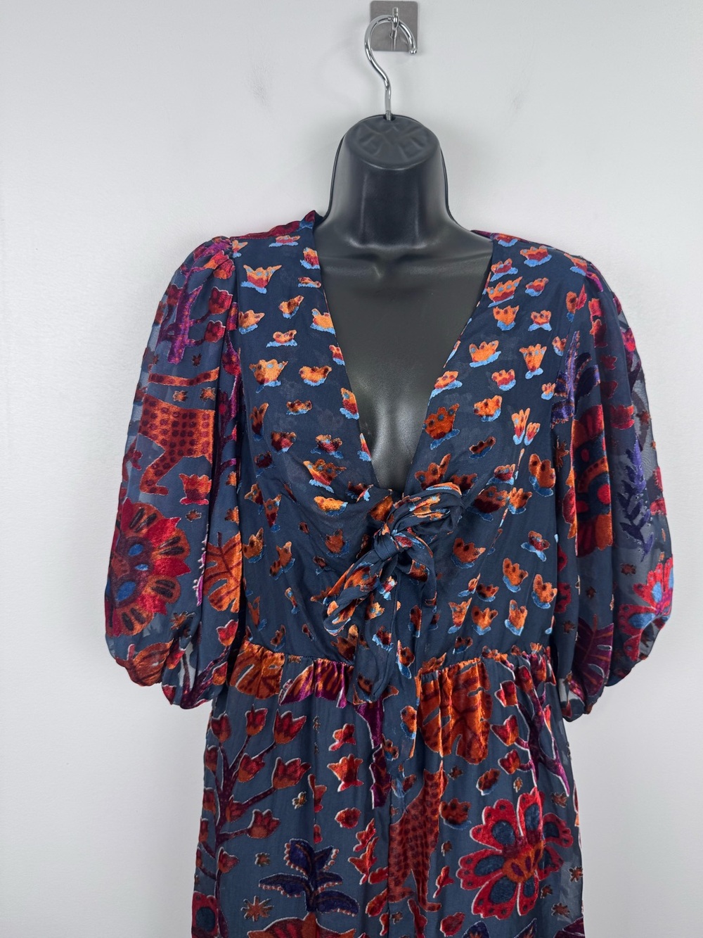 Farm Rio Women Jaguar Velvet Jumpsuit Size Medium - Picture 2 of 7